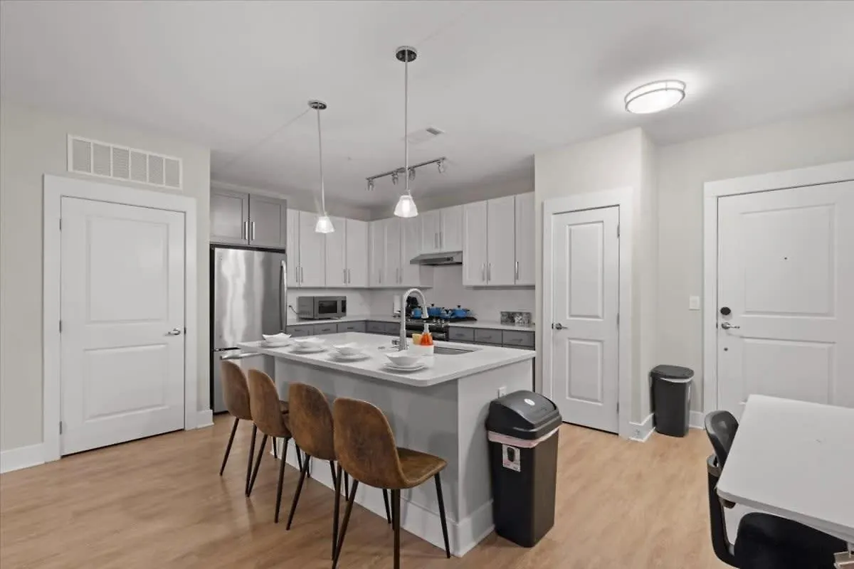 Apartment Luxe King 2Br Suite In Waverly Charlotte