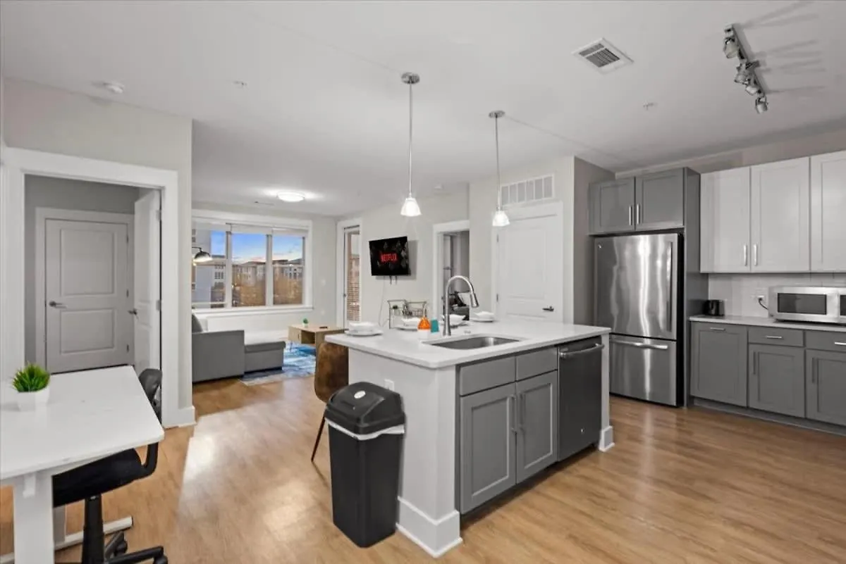 Apartment Luxe King 2Br Suite In Waverly Charlotte