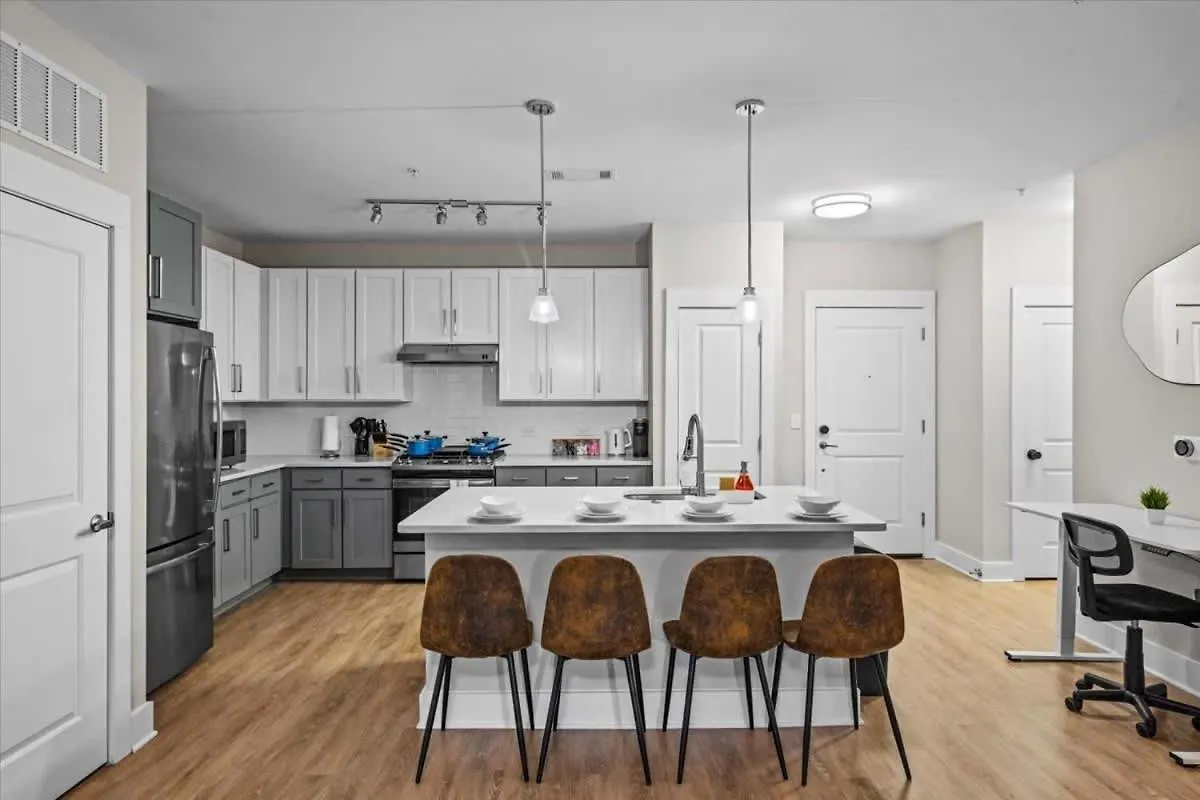 Luxe King 2Br Suite In Waverly Charlotte 0*,  United States